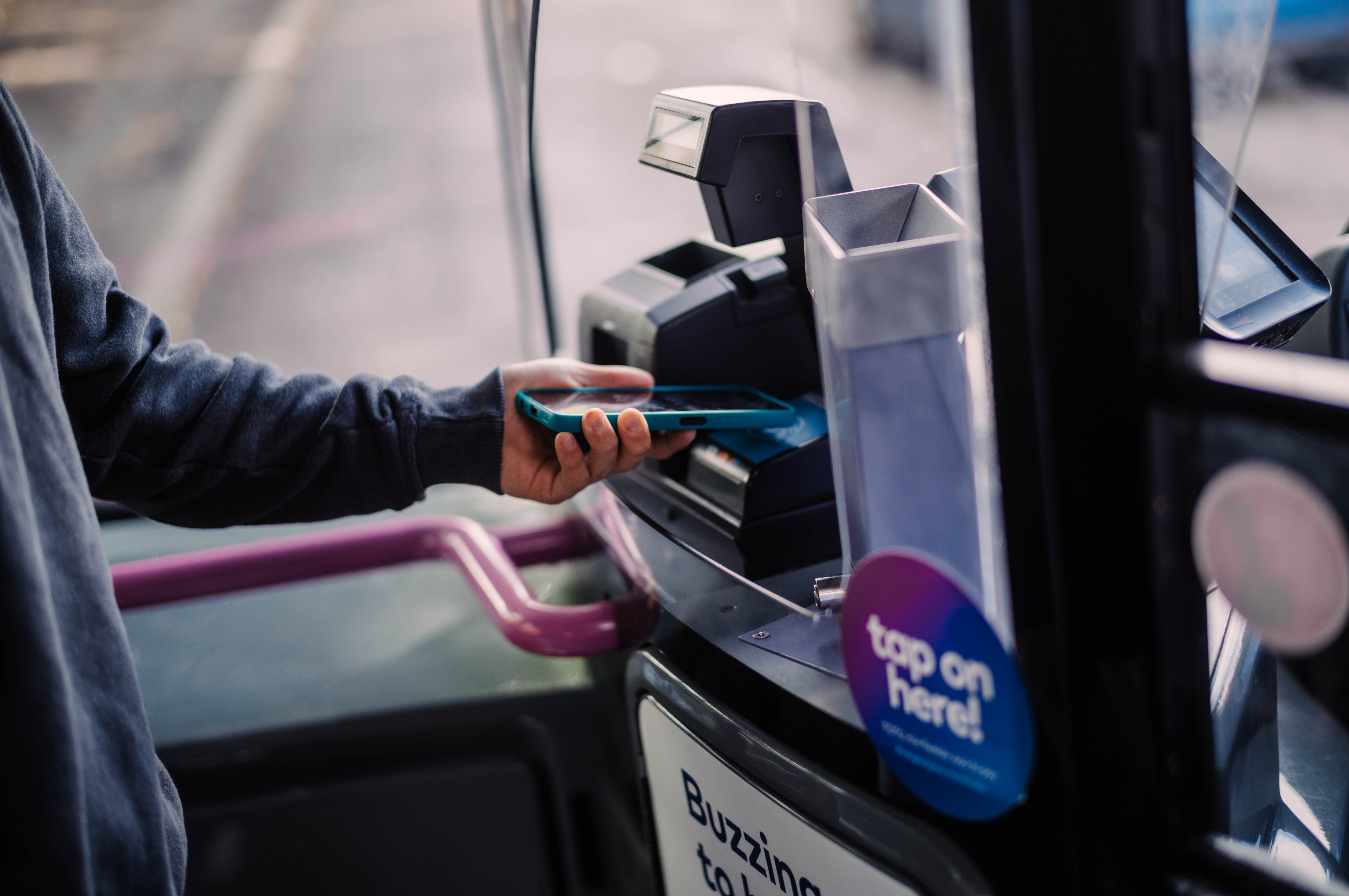Cross-city travel on service 41 | First Bus